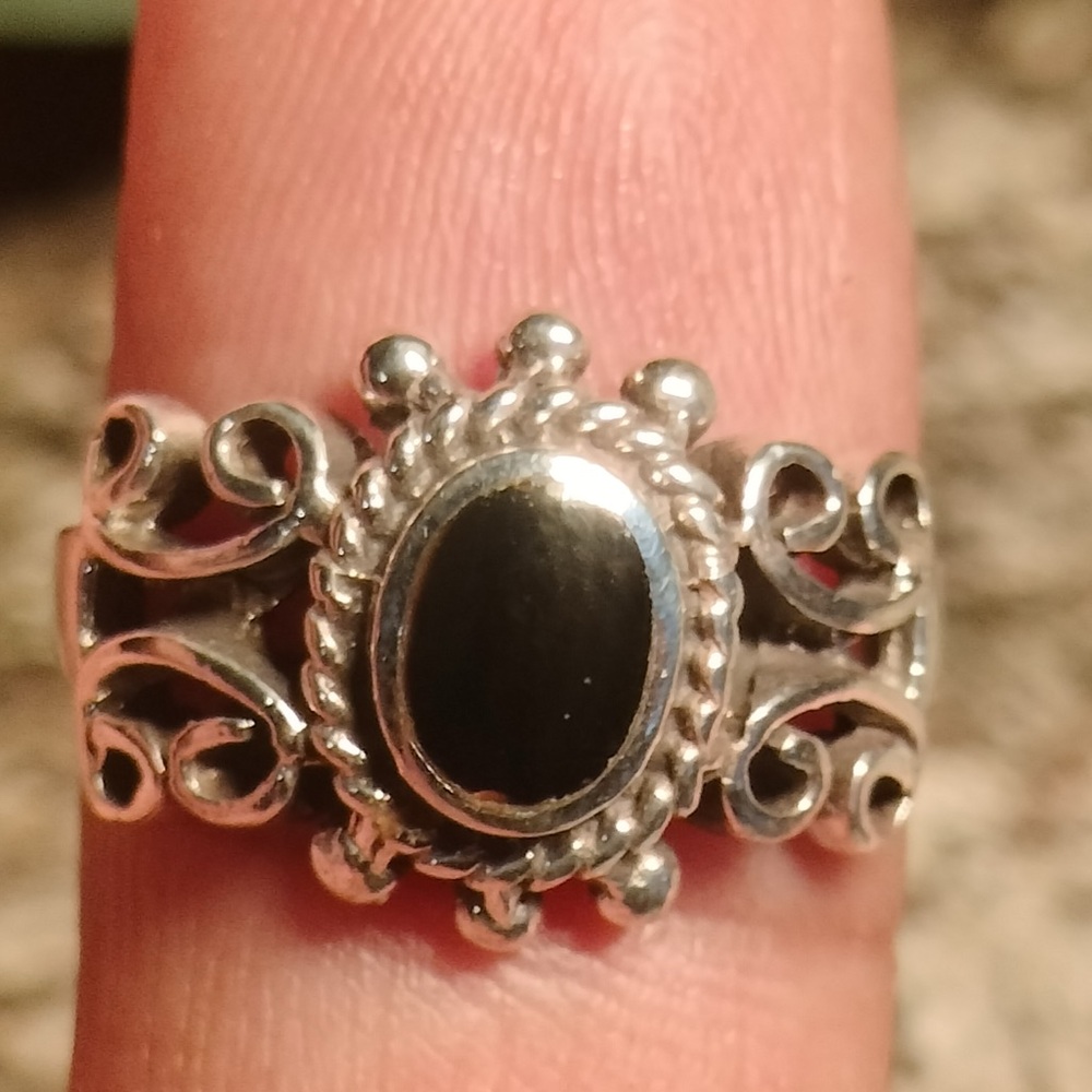 Sterling Silver Oval Black Onyx Ring Size 5